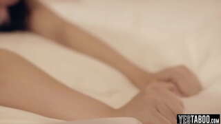 גראָב יונג סטעפּדאָטער וויטני רייט איז אַ שטיפעריש ליל זוינע פֿאַר