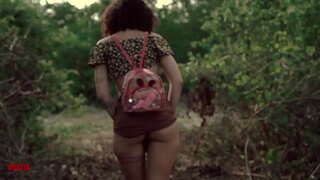 ماجراجویی در خواب, سکس در ساحل متروک