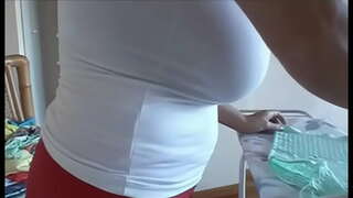 Alejandra Arbona Ủi