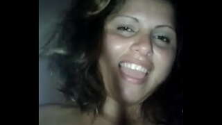 Rica gordita ecuatoriana yang tahu bagaimana untuk menunggang