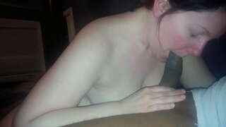 Vrou en die eerste swart piel