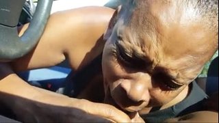 6546038 kuq e kockave plakë përsëri