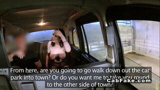 Amilotxak erraldoi amateur lortzen aurpegiko faltsuak taxi