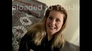 Cowgirl hairy pussy suas go dlúth