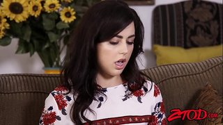 Ademenitoare Julia Ann și Whitney Alb manipularea unui penis urias