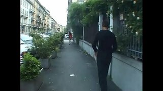 Mijn vrouw voor uw plezier