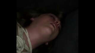 Mae ffrind yn benthyg i mi ei wraig