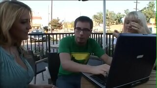 Kötü pick up sanatçılar Havva Lawrence Trina Michaels birkaç manzaraları var