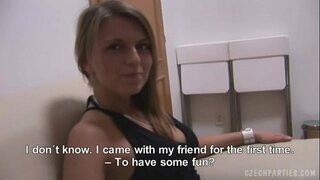 ���າມ FUCKS ສໍາລັບເງິນ!