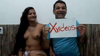 Memeriksa saluran Suami memberikan Tigress