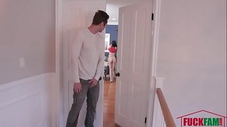 Хармоні Вандер отримує купу сперми на обличчі від свого дружбана-курвацької світлинки