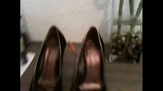 Кончаю бу туфли минем соседа буенча бүлмәдә 01