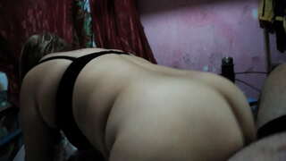 الاستمتاع أول فيديو intimo