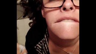 ���ా అడుగు సోదరి gives the best తల