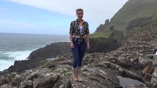 ���च्छी लड़की