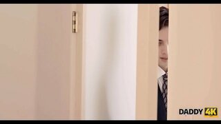 DADDY4K. Nádherný sex scény tím, že starý otec a krásná nevěsta